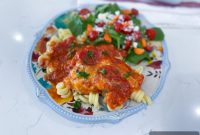 Cheesy Pizza Pasta Bake