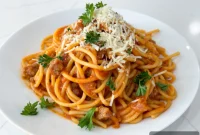 Easy One-Pot Sausage Spaghetti