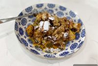 Cinnamon Pecan Slow Cooker Breakfast Bake