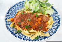 Fall-Apart Slow Cooker Beef Ragu