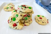 Super Easy M&M Chocolate Chip Cake Mix Cookies