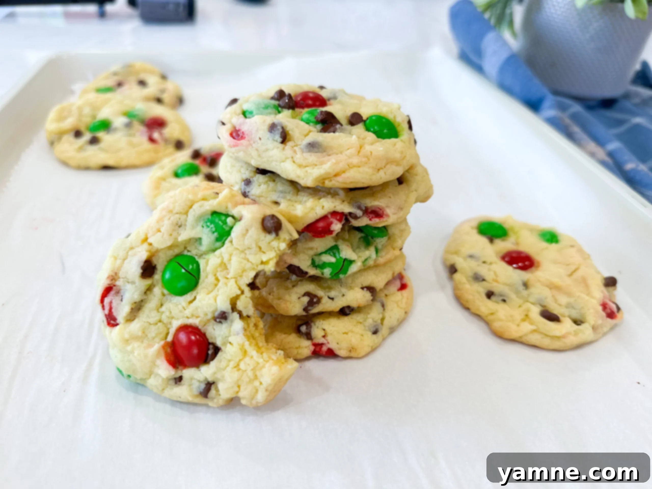 Super Easy M&M Chocolate Chip Cake Mix Cookies 1 featured 17398