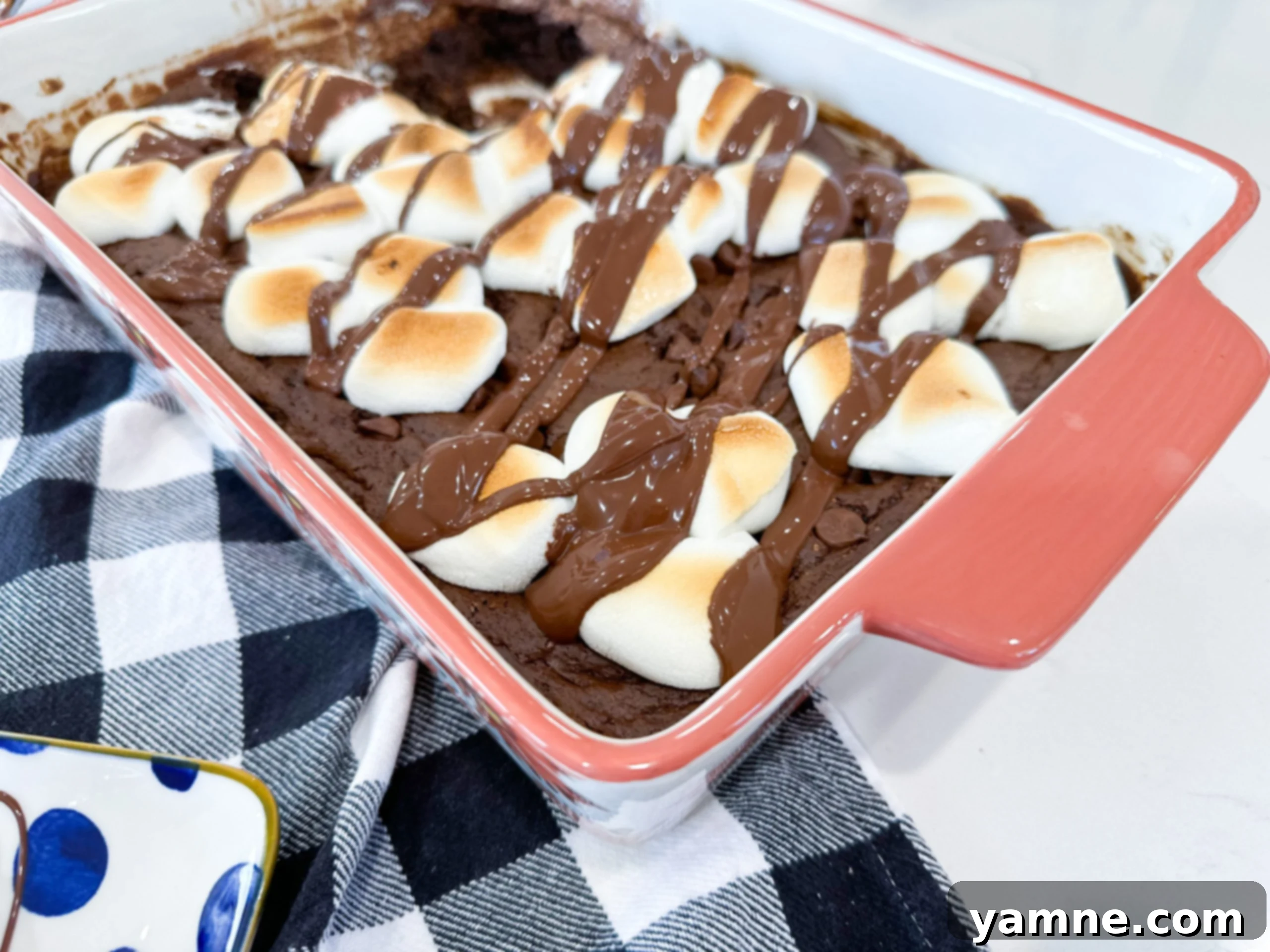 Easy Campfire Dessert 1 featured 17478