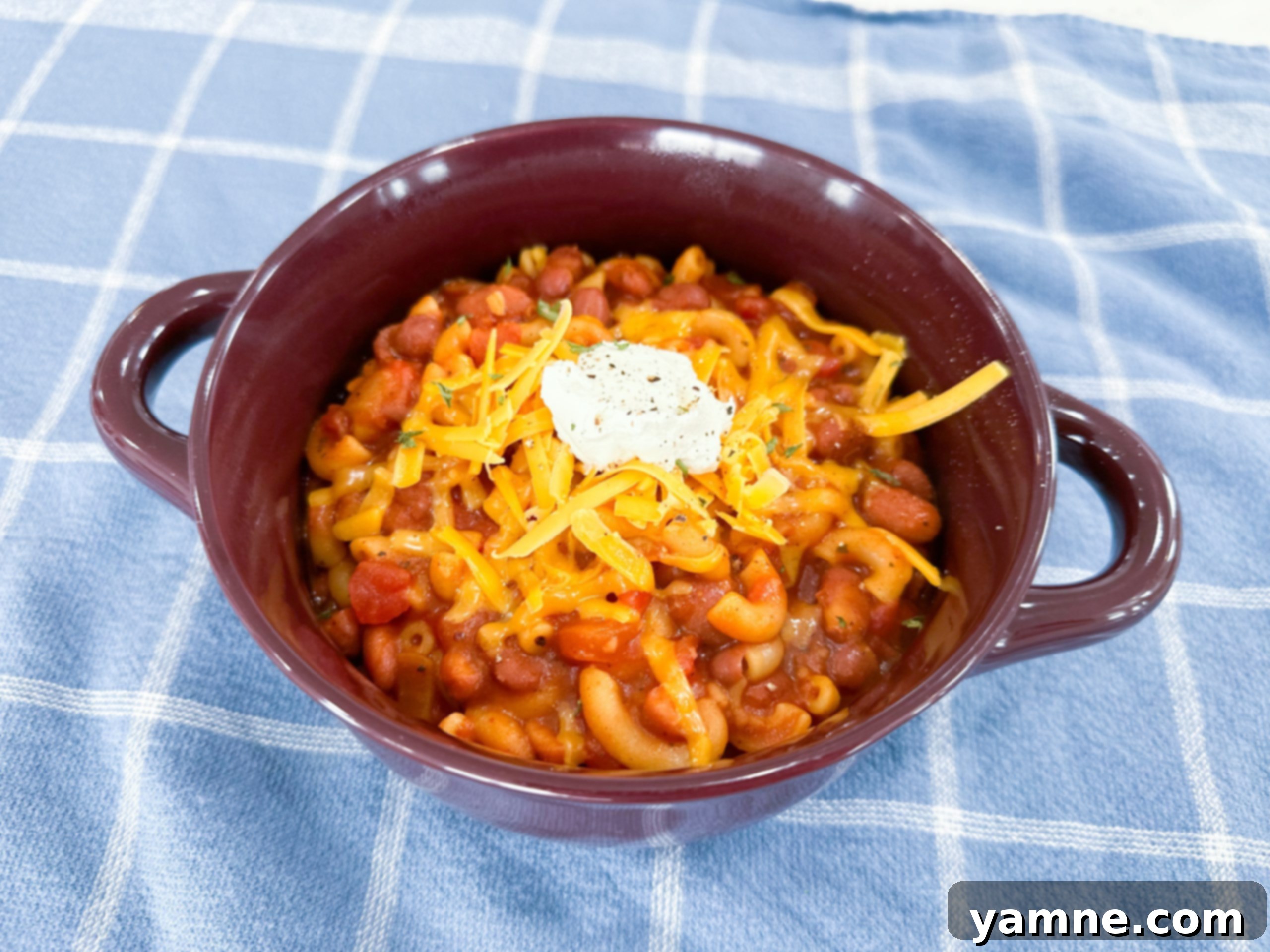 Hearty Chili Mac Soup 1 featured 17567