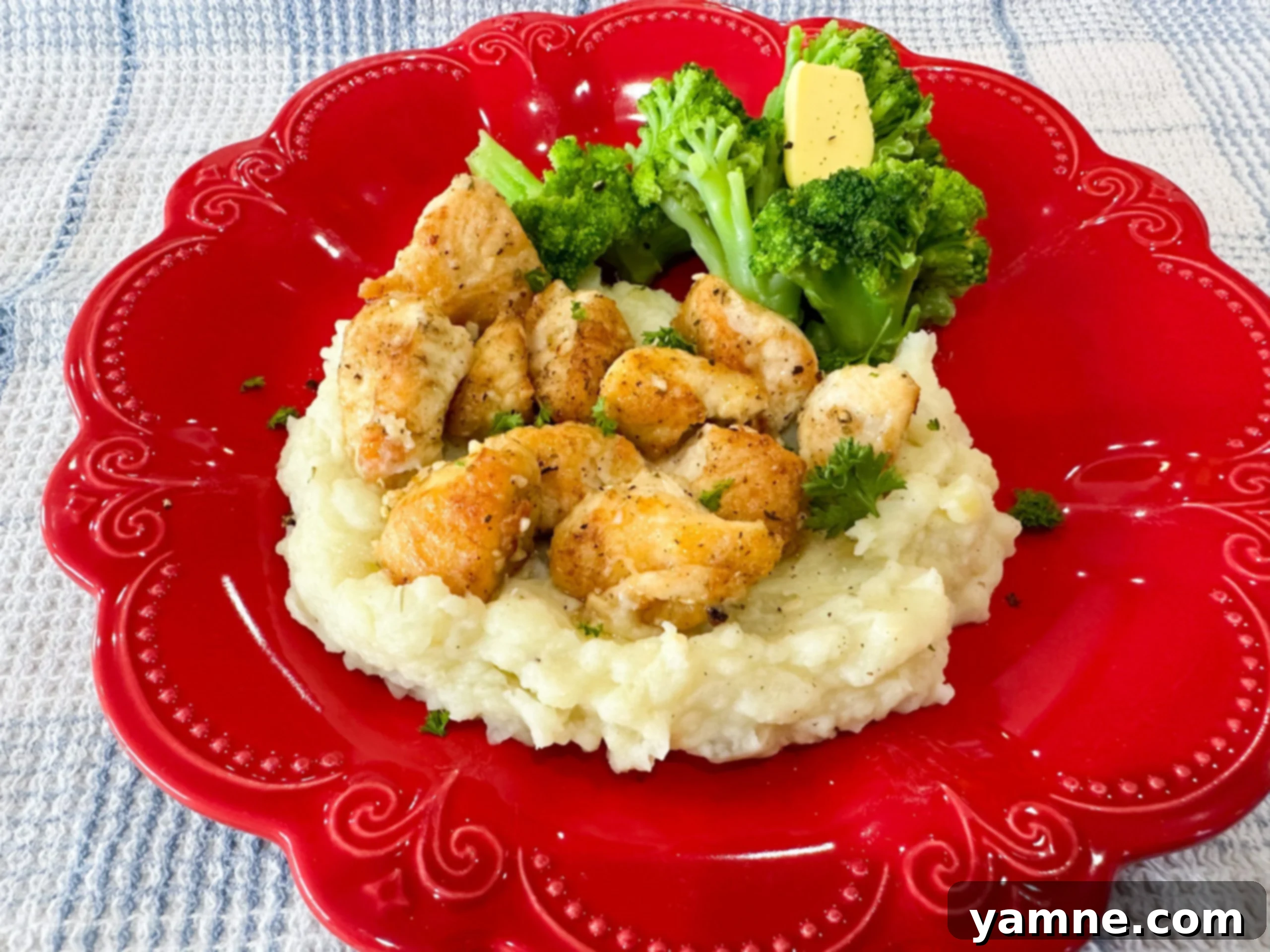 Tender Garlic Butter Chicken Bites 1 featured 17967