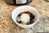 Effortless Slow Cooker Berry Cobbler