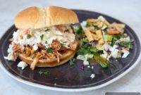 Aloha Pulled Chicken Sliders