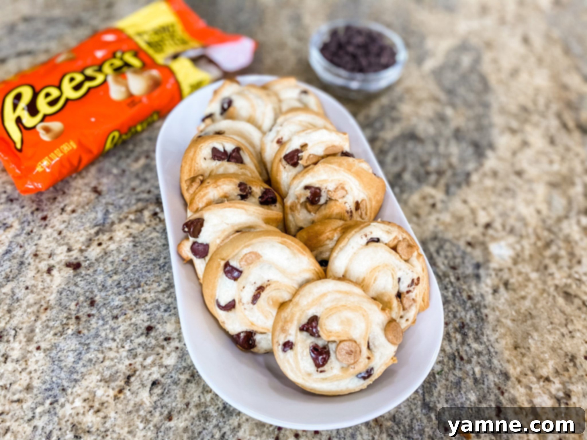 Creamy Crescent Chip Cookies 1 featured 6991