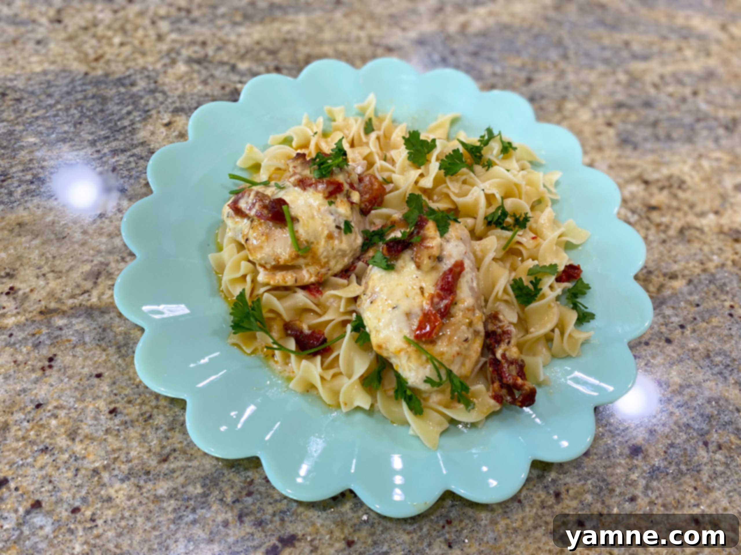 Tuscan-Style Chicken in the Slow Cooker 1 featured 8258