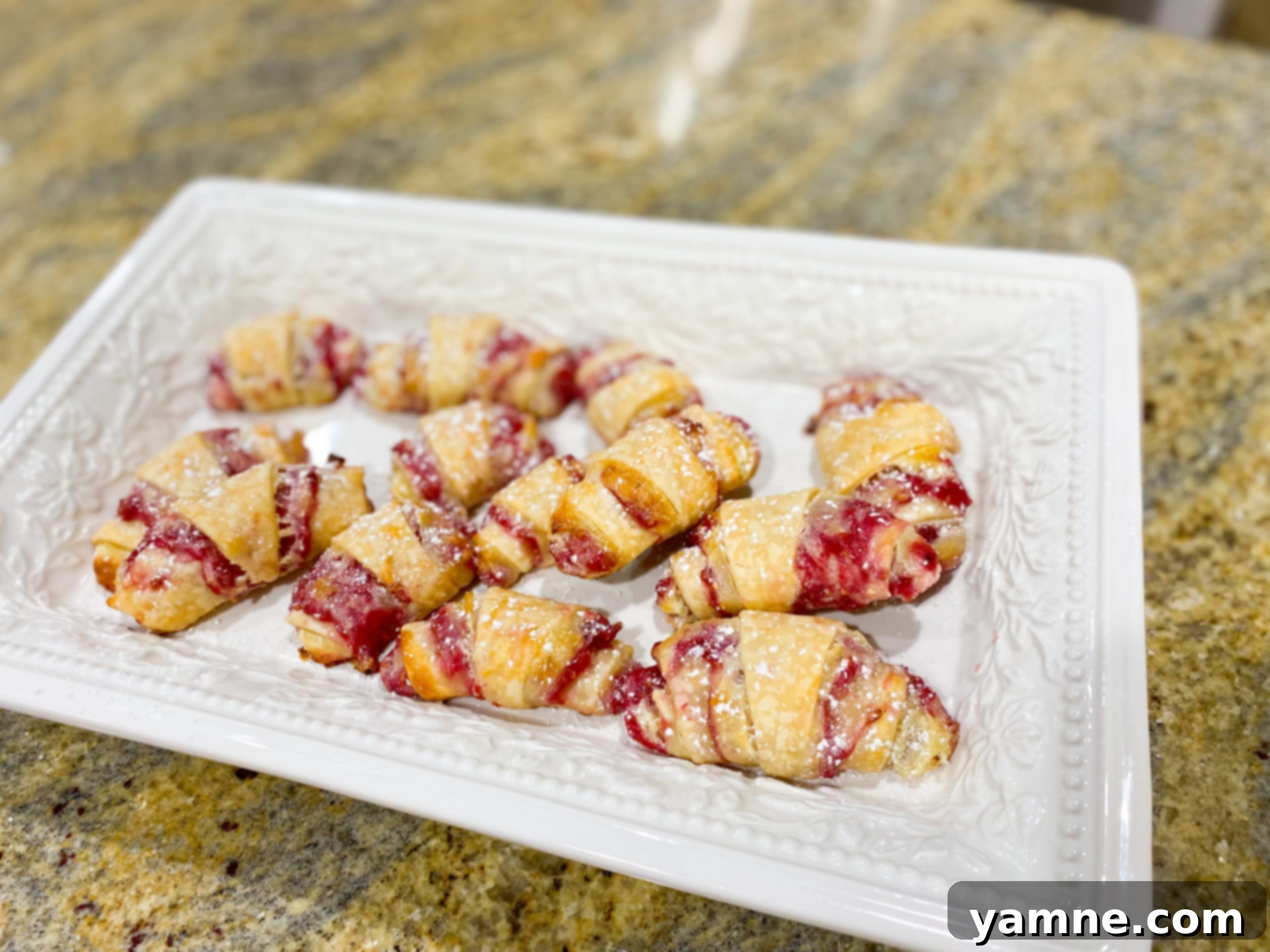 Raspberry Cream Cheese Delights 1 featured 8424