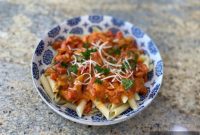 Velvety Tomato and Spinach Pasta