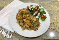 Easy One-Pan Chicken and Quinoa Dinner