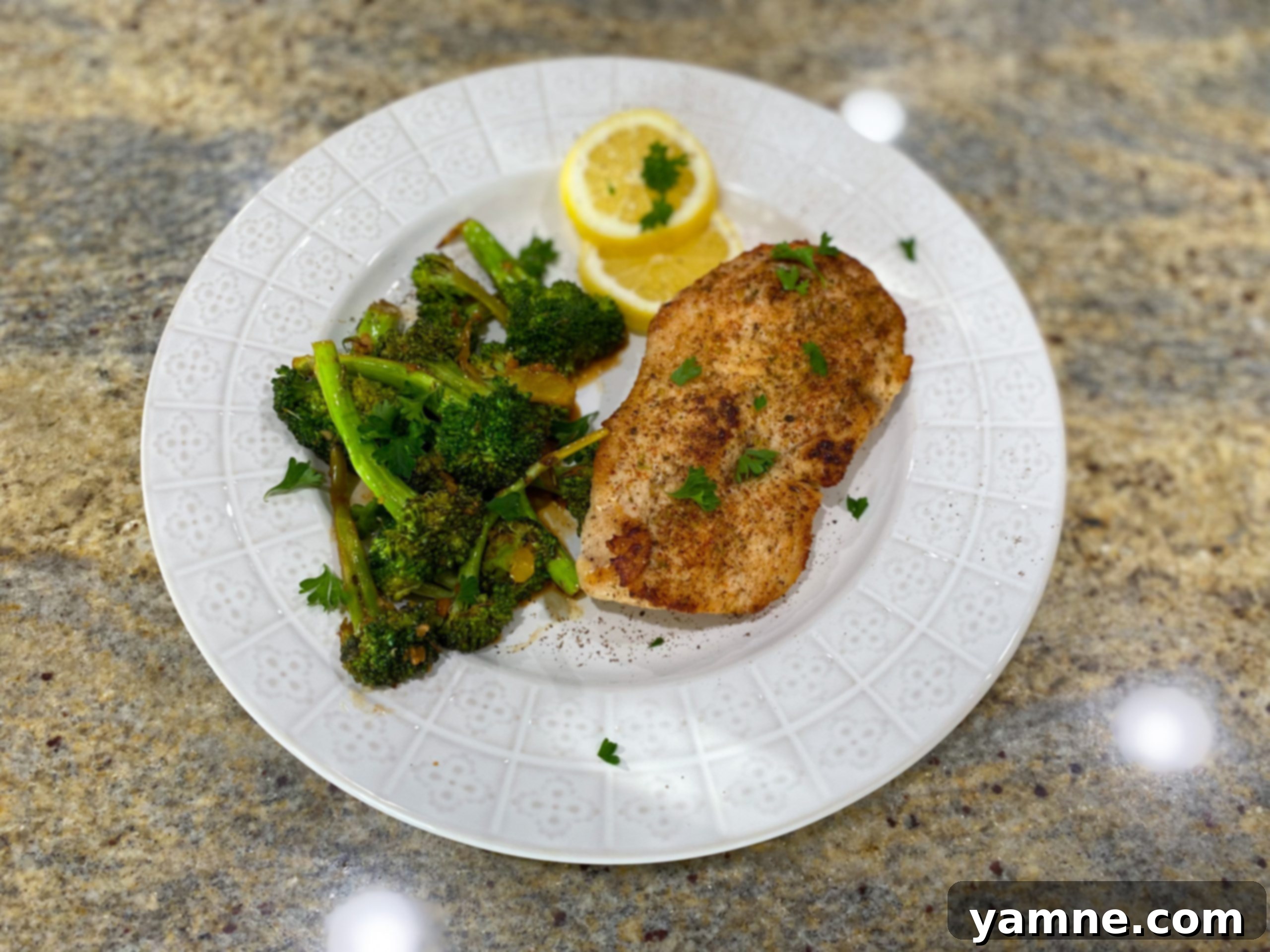20-Minute Seasoned Chicken and Broccoli Dinner 1 featured 9861