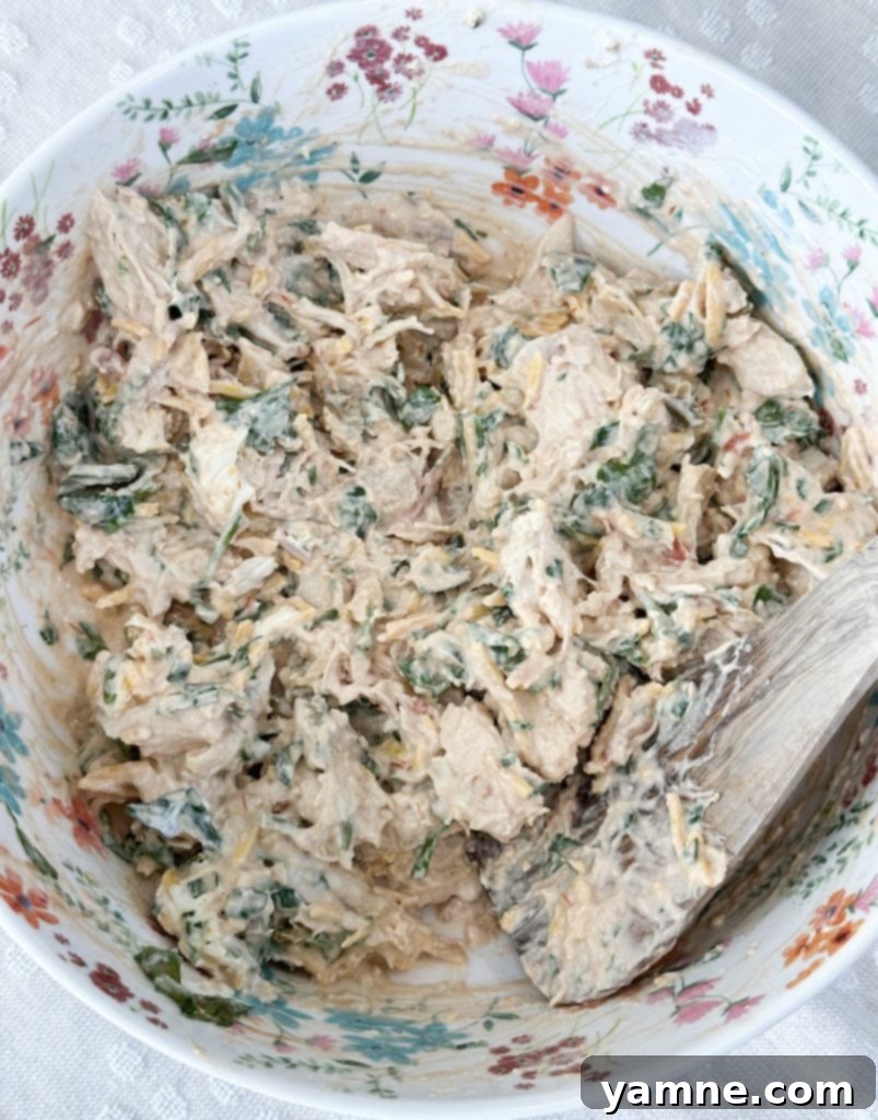 Crispy Cheesy Chicken Taquitos 4 cheesy chicken taquito filling ready to be used