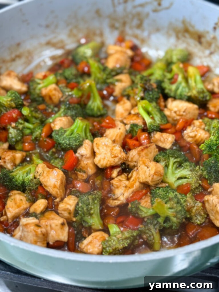 Easy and flavorful chicken and vegetable stir fry