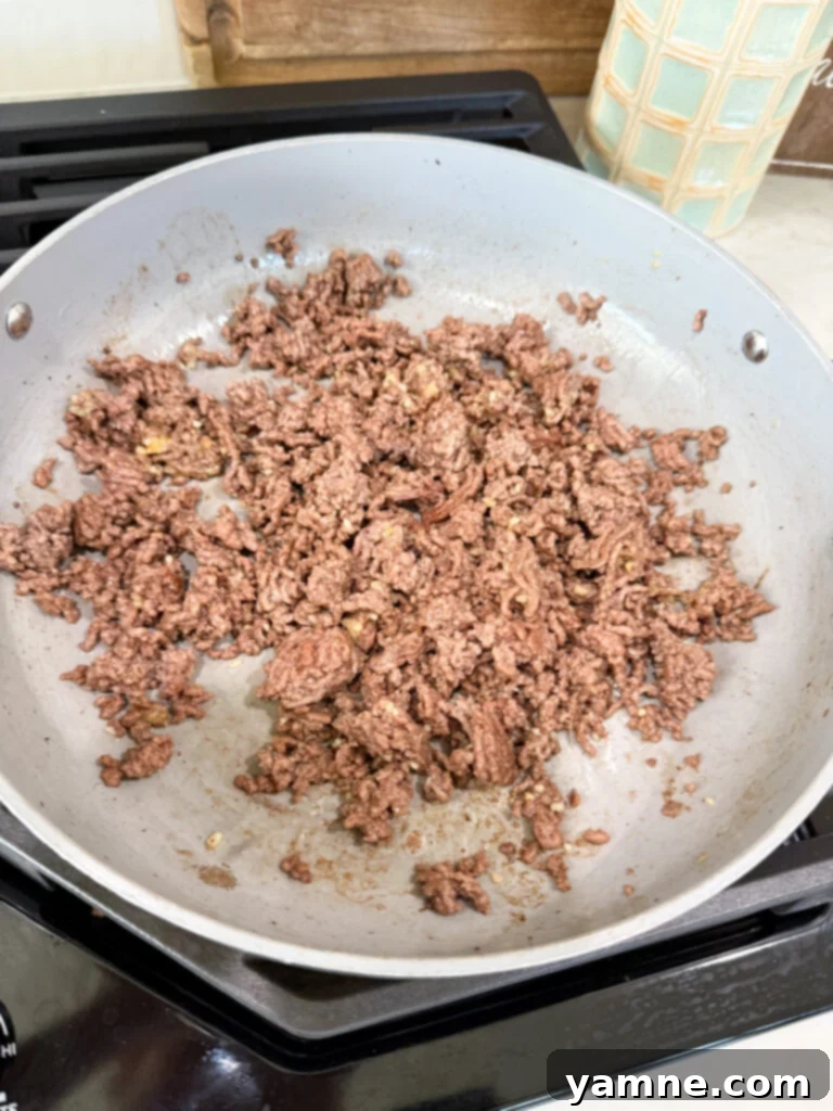 make beef for Egg roll in a bowl