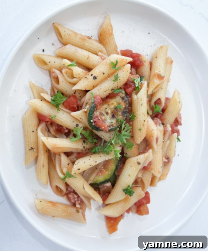 Tomato bacon pasta