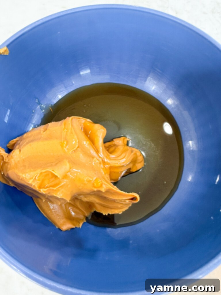 Peanut Butter Oat Bites 3 peanut butter oat mixture