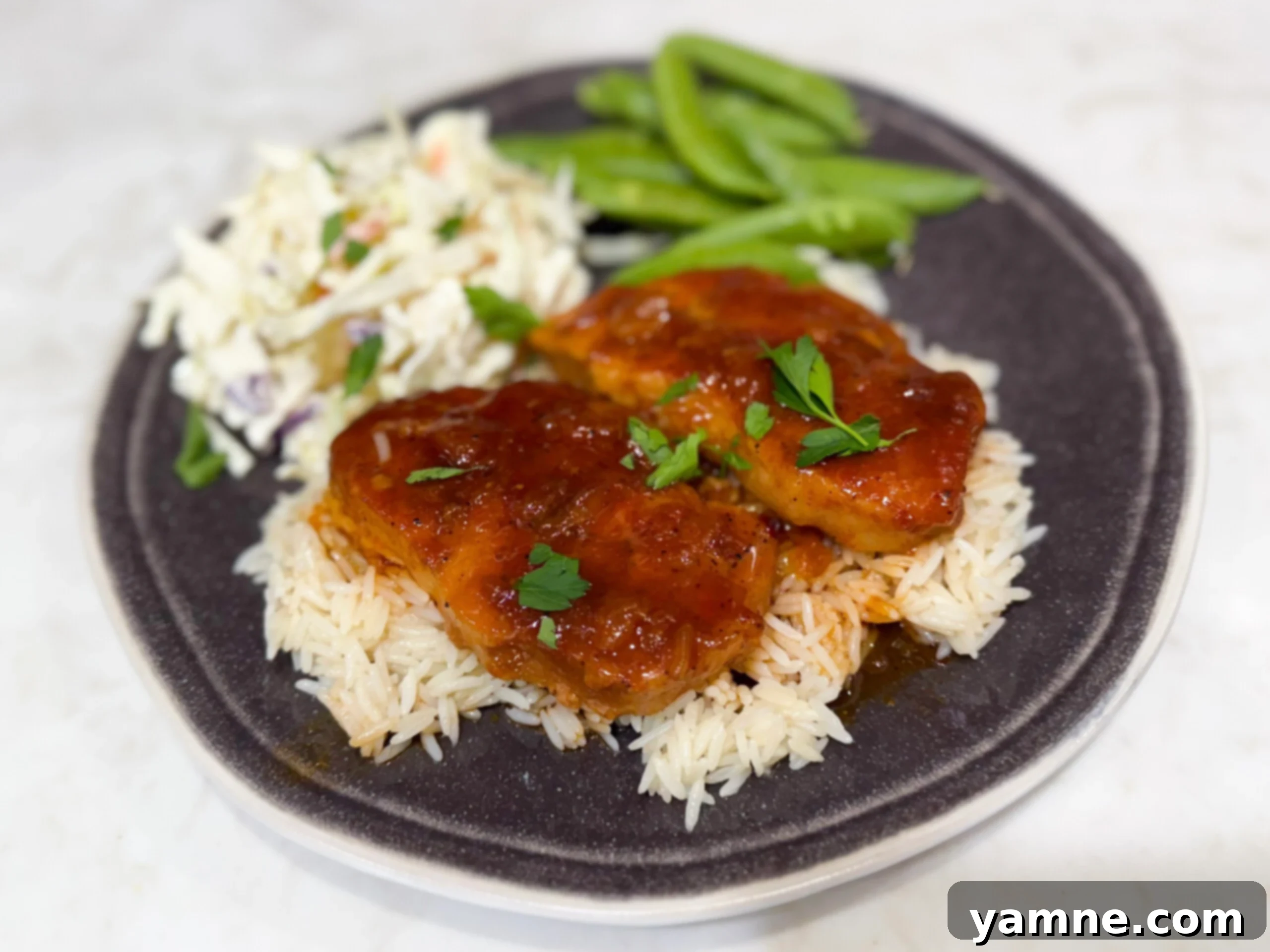 Easy pork chops in the slow cooker with barbecue sauce