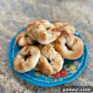 Delicious Homemade Garlic Knots