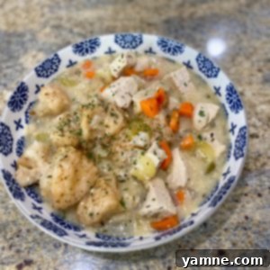 Slow Cooker Chicken and Dumplings