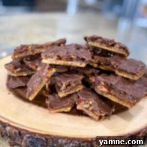 Christmas Crack Toffee Bars