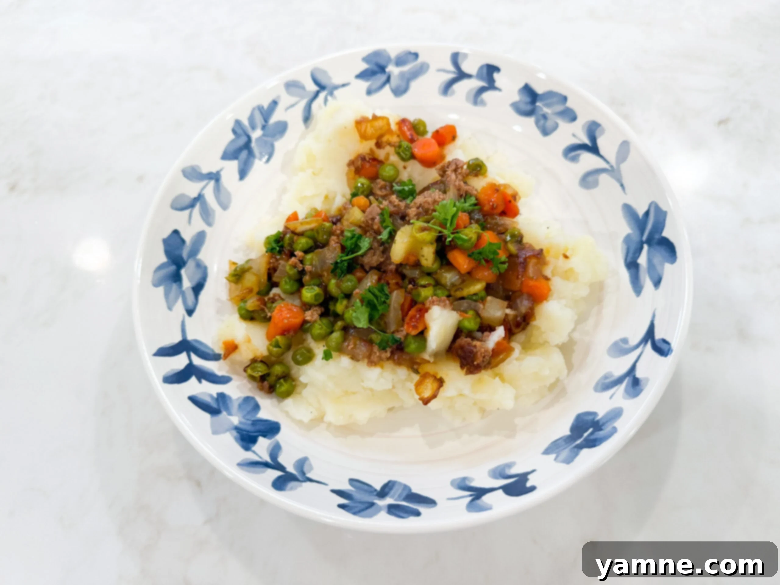 Stovetop shepherd’s pie bowls with ground turkey, vegetables, and mashed potatoes. An easy stovetop shepherd’s pie bowl made with ground turkey and simple pantry ingredients.